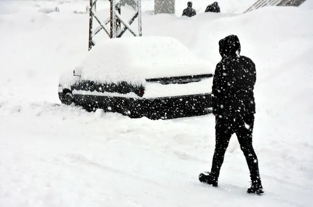 15 Ocak kar yağışı uyarısı geldi! Meteoroloji il il sıraladı: Yoğun kar, buzlanma, don olayı, sis ve pus... Hava durumu nasıl olacak?
