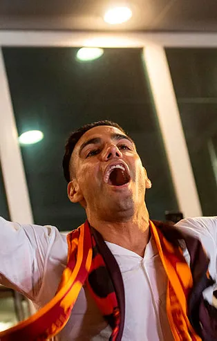 Galatasaray'a Falcao'dan çılgın gelir