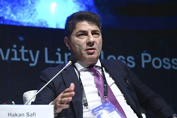 hakan-safiden-fenerbahce-taraftarina-transfer-aciklamasi-dunya-yildizlarini-getirelim-1779822168956.jpeg Hakan Safi'den Fenerbahçe taraftarına transfer açıklaması: Dünya yıldızlarını getirelim-5