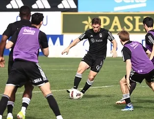 İki futbolcu sakat, 4 oyuncu sınırda