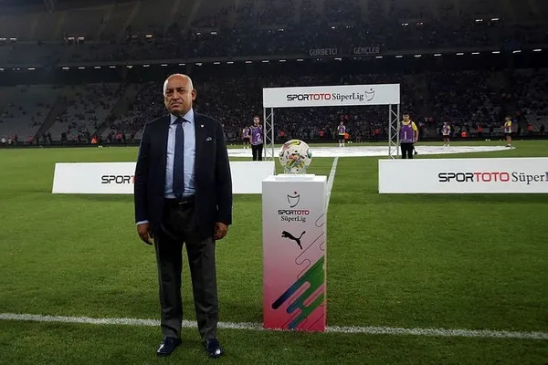 tff-baskani-mehmet-buyukeksiden-onemli-aciklamalar-hakem-kararlari-televizyonda-konusulacak-1660827182823.jpg TFF Başkanı Mehmet Büyükekşi'den önemli açıklamalar! Hakem kararları televizyonda konuşulacak-10