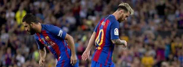 Flaş iddia: Messi, Arda Turan’a selam bile vermiyor