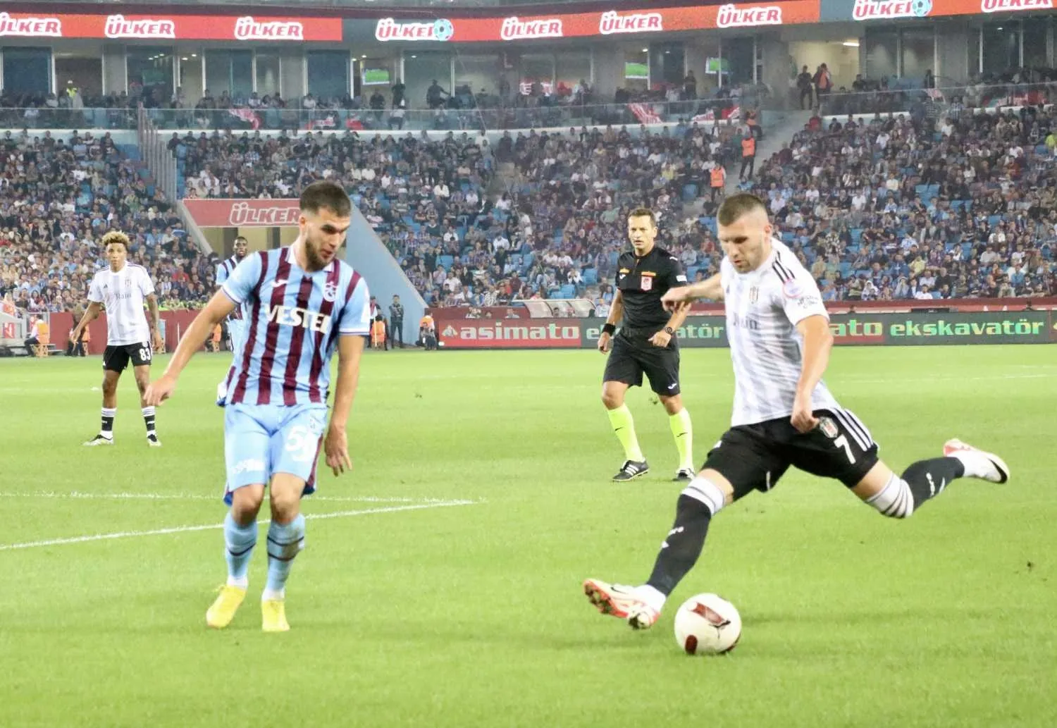 Beşiktaş'a bir dünya yıldızı daha! Immobile'nin yanına geliyor - 6