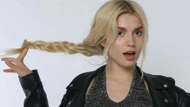 Aleyna Tilki'nin paylaşımına Güney Afrikalı model Liam Vandiar, ‘ateş’ emojisiyle yorum yaptı-3