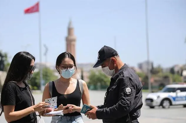 Tam kapanmada merak edilen soru! Bugün nereler açık nereler kapalı? Pazar günü nereler açık? Marketler açık mı?