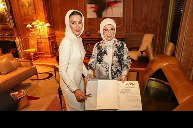 Emine Erdoğan'dan "Gazze" için telefon diplomasisi: Ürdün Kraliçesi ve Katar Emiri'nin annesi ile görüştü-4