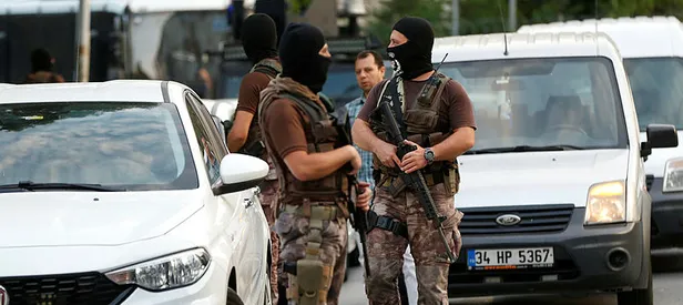 Ataköy'de tehlikeli anlar! İki kişi yaralandı