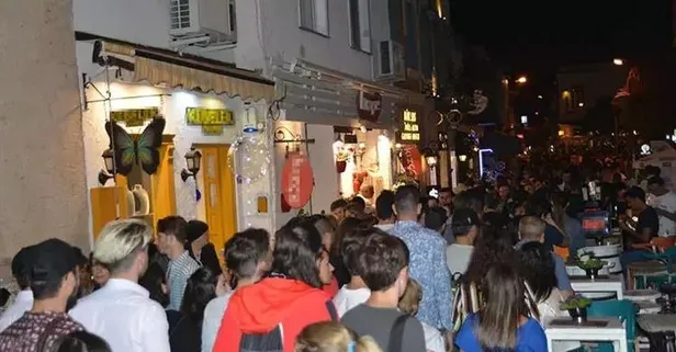 Yeni yıl hazırlıkları tamam! Çeşme ve Bodrum'da yılbaşı yoğunluğu