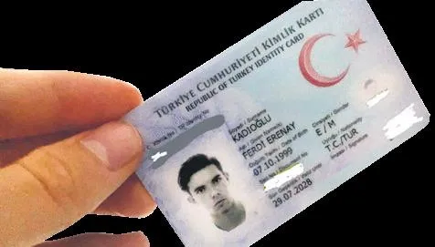 Ferdi Kadıoğlu'nun babası Feyzullah Kadıoğlu, Stefan Kuntz'a kimlikle yanıt verdi-1