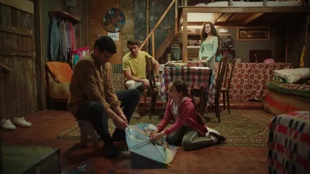 Reyting yıldızı Kardeşlerim'e YouTube başarı plaketi! İşte Kardeşlerim 17. bölüm fragmanı: "Maalesef kardeşimsin..."-4