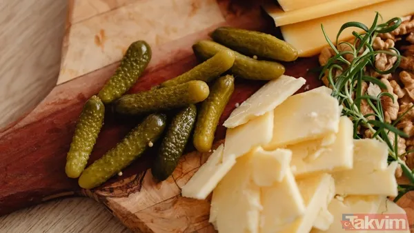 Kütür kütür turşunun sırrı ortaya çıktı! Sirke mi, limon mu? Cevap bu tarifte gizli - 5