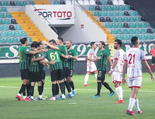 Akhisarspor zirve inadını sürdürüyor