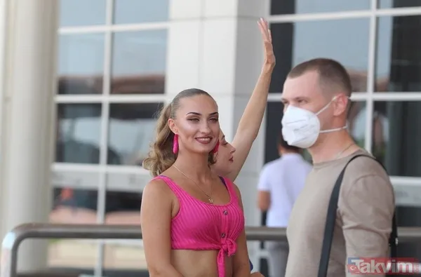 15 katlı dev ultra lüks gemi Kuşadası'nda! Esnafın yüzü güldü - 27