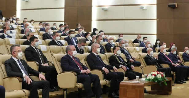 Başkan Erdoğan Anayasa Mahkemesi’nin yeni üyesi Kenan Yaşar’ın yemin törenine katıldı