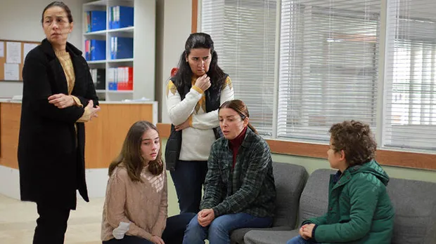 Kanal D'nin yeni dizisi Bir Annenin Günahı oyuncuları kim, ne zaman başlıyor? Mert Yazıcıoğlu ve Simay Barlas'ın rolleri ve dizinin konusu...-4