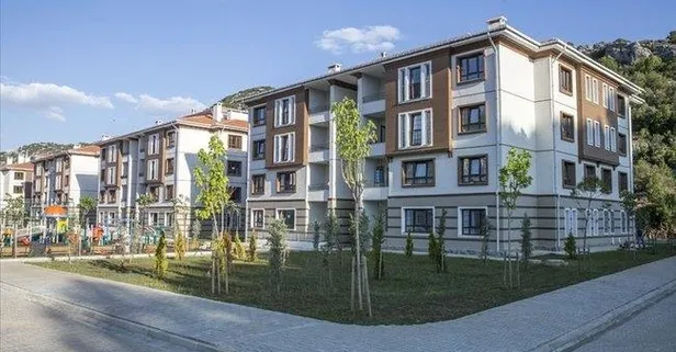 Diyarbakır'daki deprem konutları vatandaştan tam not aldı: "Devletimiz sağolsun"