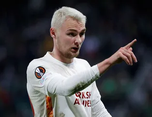 Son dakika Galatasaray haberleri... Sevilla Galatasaray'ın yıldızı Victor Nelsson'a kancayı taktı!