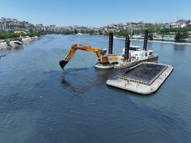 CHP'li İBB'nin iş bilmezliği Haliç'i ölüme sürüklüyor! Yetmezmiş gibi şaka gibi açıklama yaptılar-3