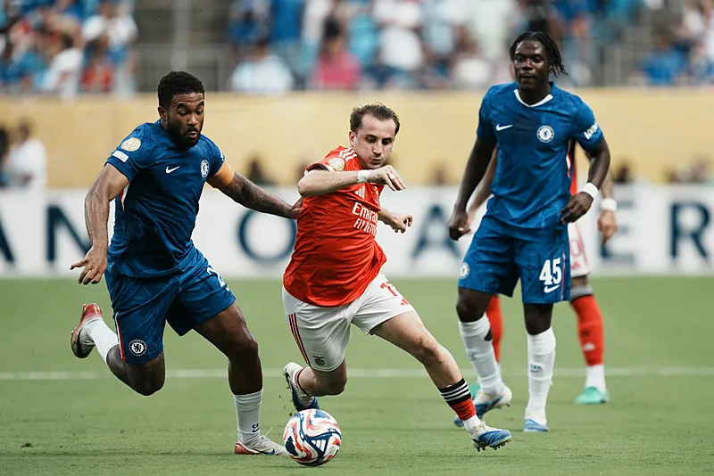 Beşiktaş'tan 3 bomba! Fenerbahçe isteyip alamamıştı - 4