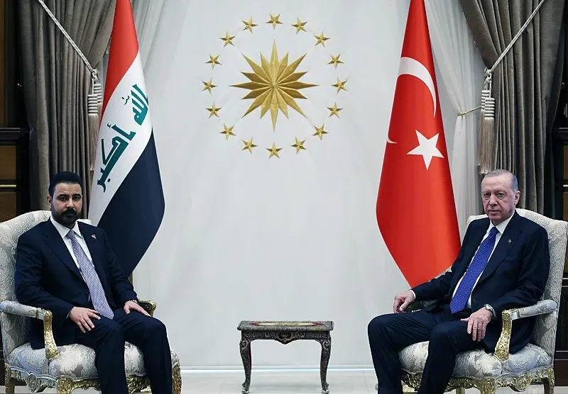 irak-stratejik-anlasmalar-baskan-erdogan-duyurdu-turkiyeye-1-milyon-varil-petrol-verilecek-1785258474955.jpeg Irak’la stratejik anlaşmalar! Başkan Erdoğan duyurdu: Türkiye'ye 1 milyon varil petrol verilecek-6