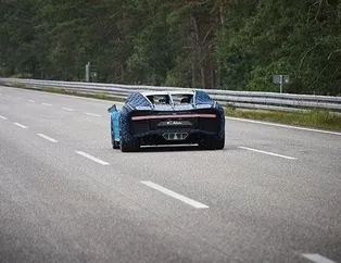 LEGO, 1 milyondan fazla lego Technic parçasını kullanarak Bugatti Chiron tasarladı