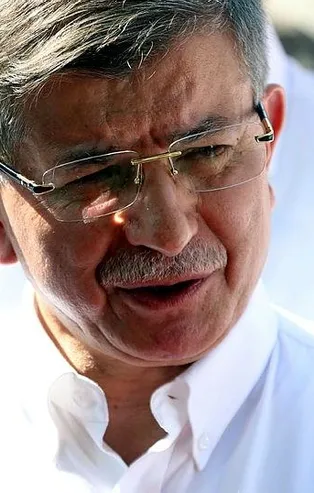 "Suriye politikamızın mimarı" Ahmet Davutoğlu ortağı CHP'nin ırkçı söylemlerine karşı sessiz mi kalacak?