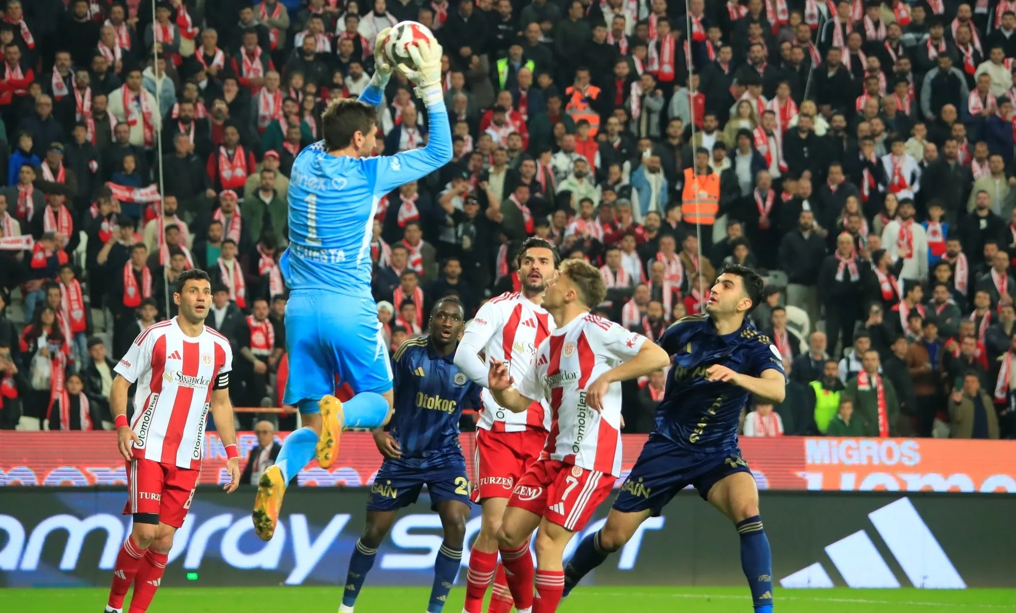 Spor yazarları Antalyaspor-Fenerbahçe maçını değerlendirdi - 8