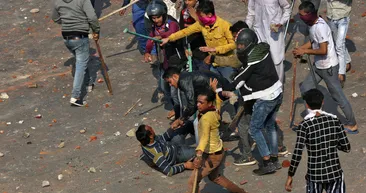 Hindistanda camileri yakıp müslümanlara eziyet ettiler