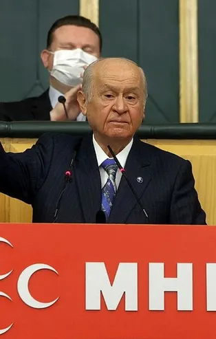 Devlet Bahçeli kirli ittifakın yuvarlak masasını karikatürle dağıttı: Altılı ganyan gizli ayak HDP!