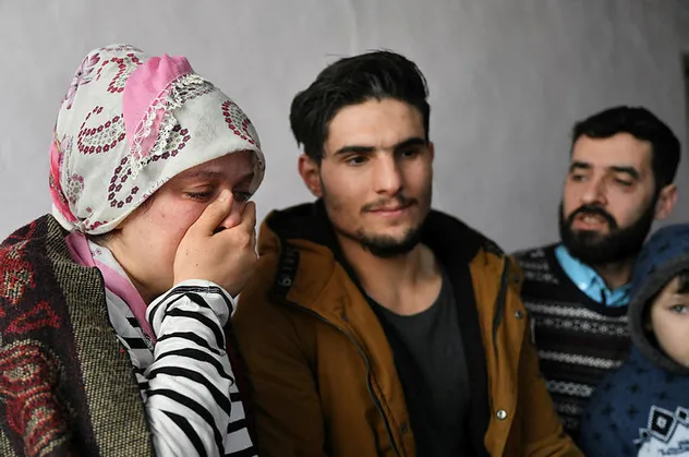 Elazığ depremi: Suriyeli genç enkazdan kurtardığı çiftle böyle buluştu!