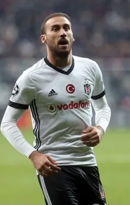 Cenk Tosun'un koltuğuna 3 aday