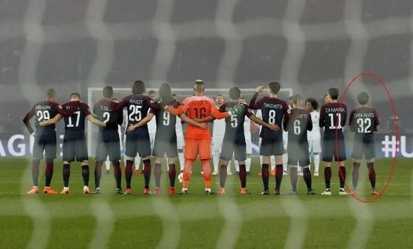 Dünya Alves'in bu hareketini konuşuyor-5