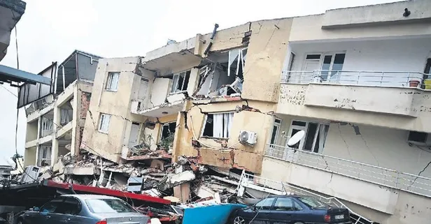 İmrendiren başarı! Hataylı depremzede Arda Taş YKS sıralamasında 5 bin 305’inci oldu