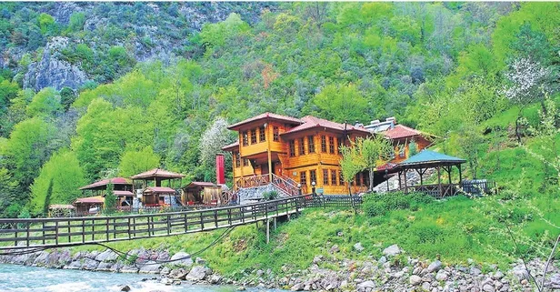 Sonbaharda gezginlere doğal rota! İşte doğa yürüyüşleri ve gezileri için en uygun gezilecek yerler: Maşukiye, Yenice Ormanları, Karagöl...