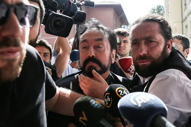 FETÖ gizli tanıkları Adnan Oktar örgütüne sızdırmış