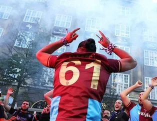 Kopenhag sokakları bordo mavi! Trabzonsporlu taraftarlardan dev destek