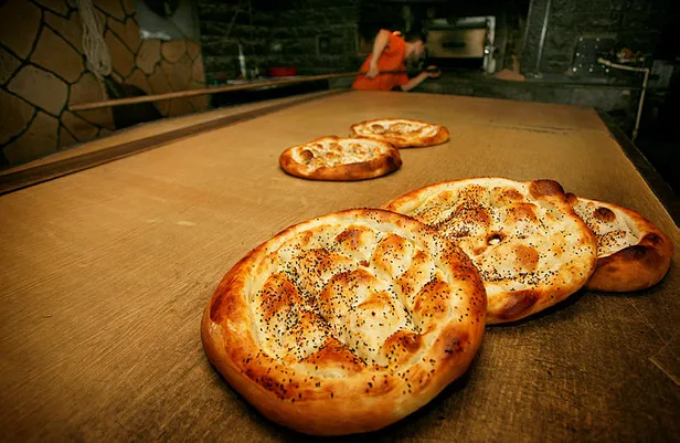 istanbulda-ramazan-pidesi-fiyati-ne-kadar-2021-istanbul-ramazan-pidesi-kac-tl-1617699399621.jpg