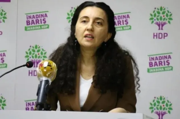 HDPKK Sözcüsü Ebru Günay'dan CHP ve İP'e "bizsiz olmaz" mesajı