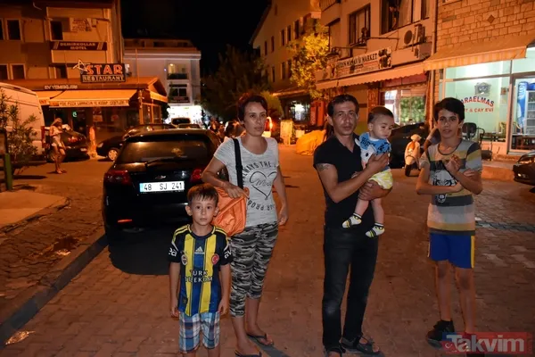 Muğla'daki deprem sonrası vatandaşlar sokağa döküldü - 8
