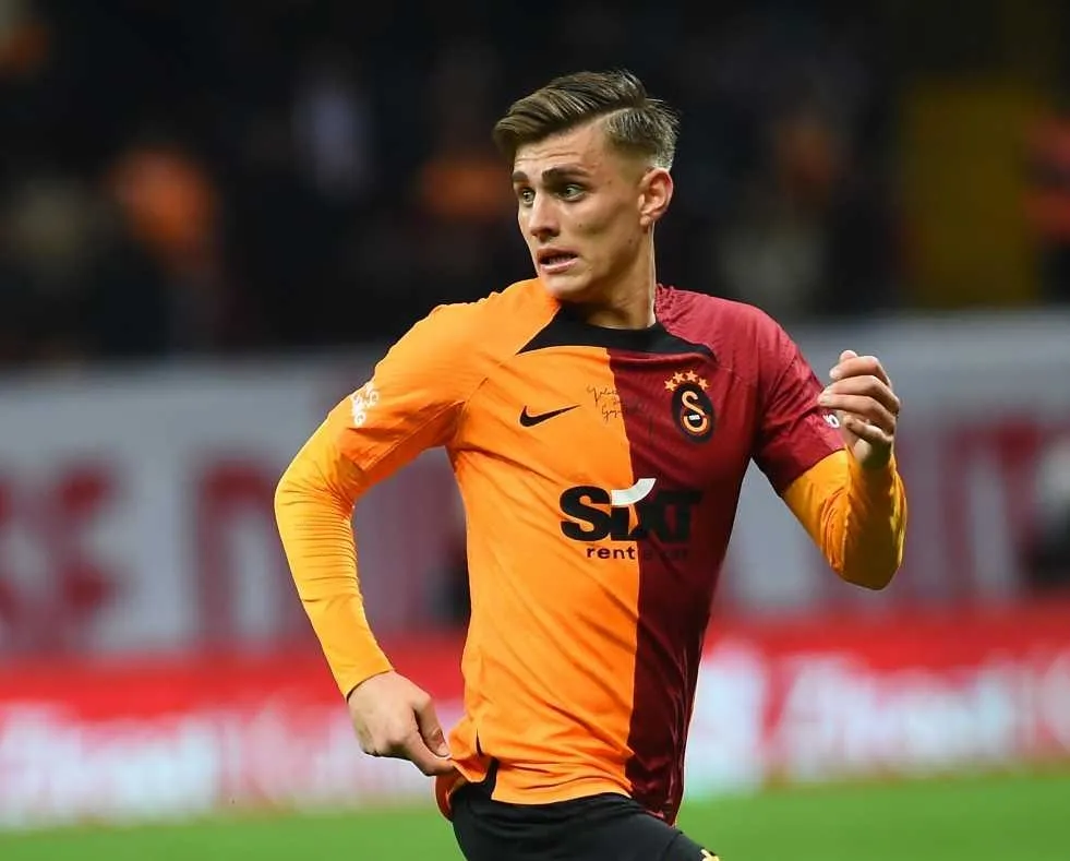 Kazımcan imzaya gitti