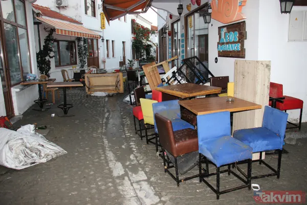 İzmir Seferihisar'da meydana gelen depremin yarattığı yıkım sabah havadan görüntülendi - 44