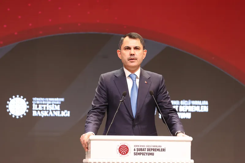 cevre-sehircilik-ve-iklim-degisikligi-bakani-murat-kurumdan-istanbul-icin-deprem-uyarisi-15-milyon-konut-yukse-1738662372320.jpg
