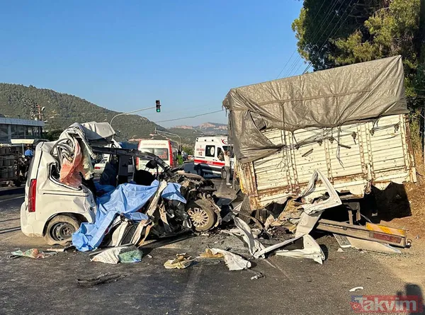 Manisa'da kan donduran kaza! Düğün dönüşü facia... Aynı aileden biri bebek 4 kişi can verdi, 3 ağır yaralı - 5
