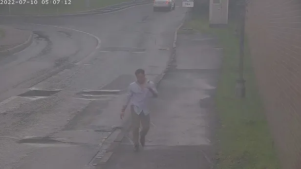 rusya-abdyi-fena-tiye-aldi-moskova-buyukelciliginde-calisan-abdli-diplomatin-sarhos-goruntulerini-paylasti-1661628894464.jpeg Rusya ABD'yi fena tiye aldı! Moskova büyükelçiliğinde çalışan ABD'li diplomatın sarhoş görüntüleri sosyal medyayı salladı-4