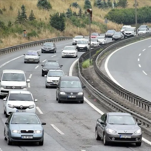8.4 milyon araç otoyoldan geçti
