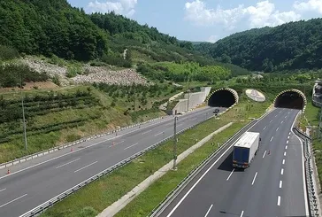 Bolu Tüneli kapandı mı, neden? Bolu Dağı Tüneli ne zaman, hangi saatler arasında açılacak? Alternatif güzergahlar!