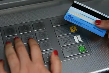 Kredi kartıyla alışveriş yapanlar dikkat: Ek ücret yasal değil!