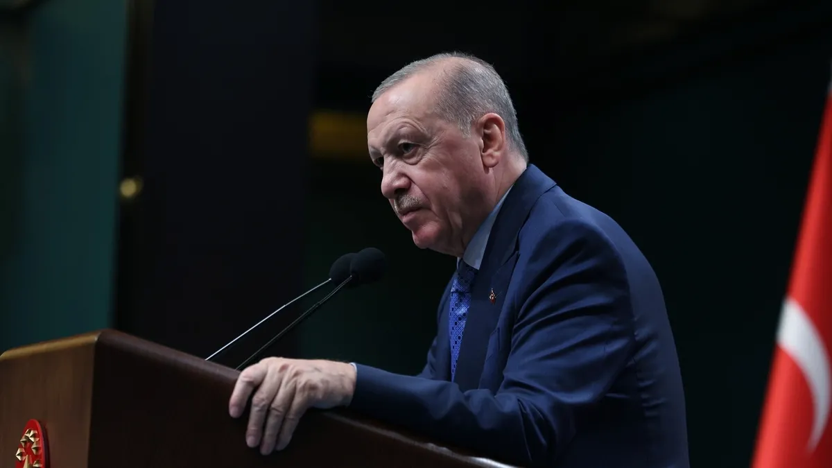 Özgür Özel’in sokak provokasyonuna sert yanıt! Başkan Erdoğan noktayı koydu: Türkiye sokakta bulunmadı