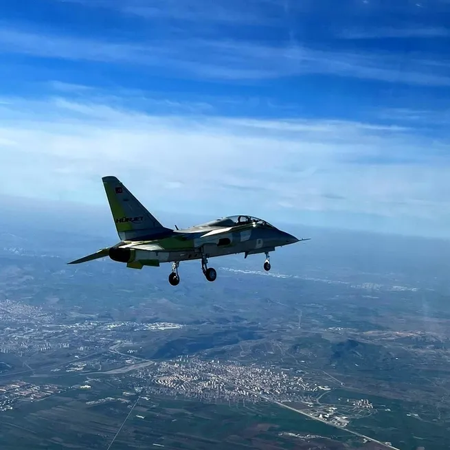Havacılıkta yeni dönem başlıyor! Hürjet ilk uçuşunu gerçekleştirdi