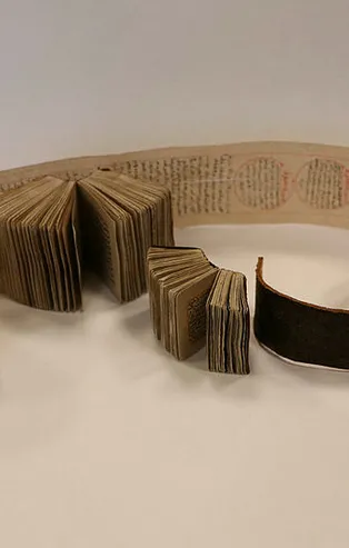 Tarihi eser niteliğindeki Kur'an-ı Kerimleri satmak isterken yakalandı